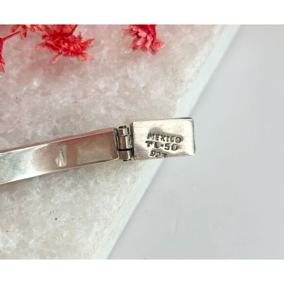 Taxco Turquoise Lapis Onyx, Malachite Vintage Hinged Mexican Sterling Bracelet - Picture 5 of 7